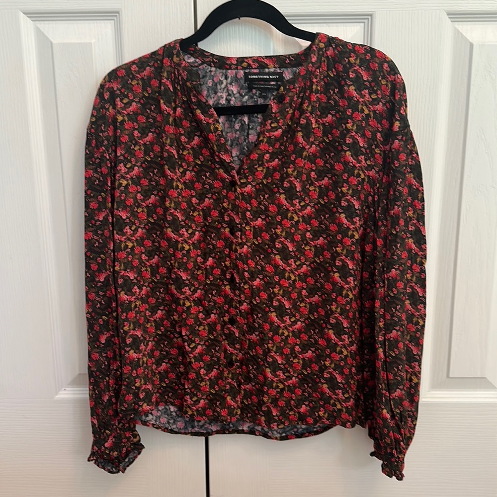Something Navy floral blouse